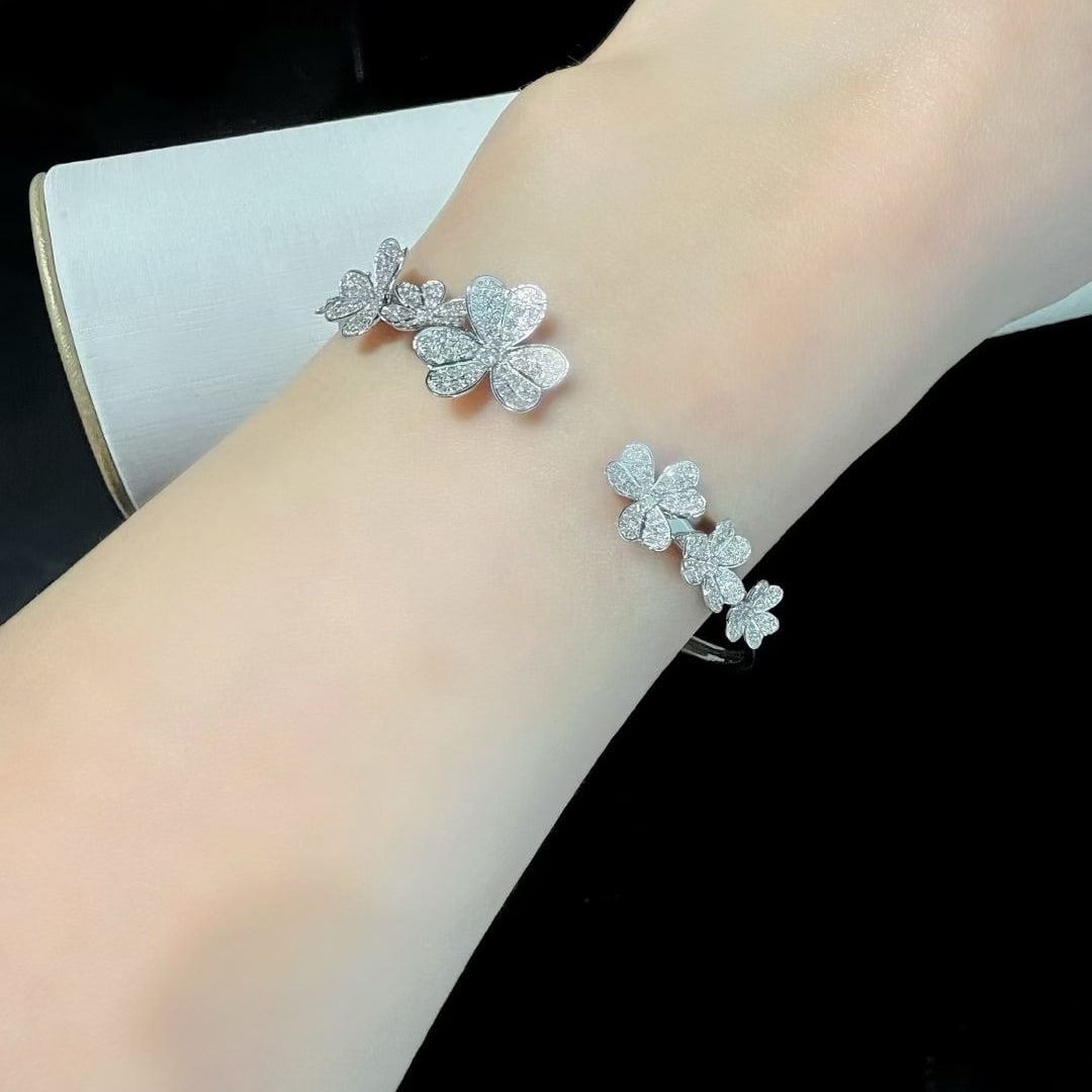 14k Gold 1.0 Ct Natural H Diamond Bangle - 4