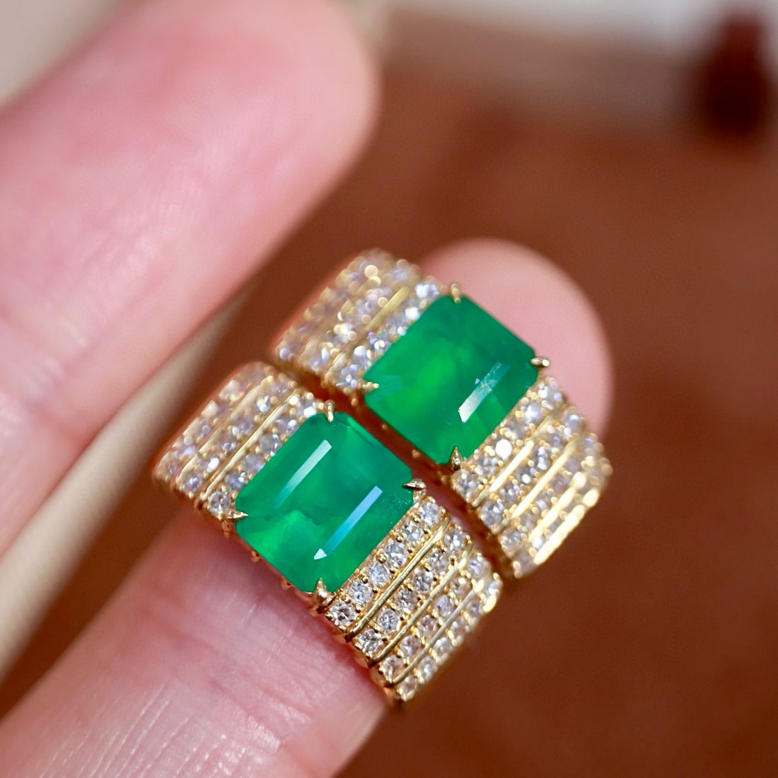14k Gold 2.93 Ctw Vivid Green Natural Emerald & Diamond Earrings - 2