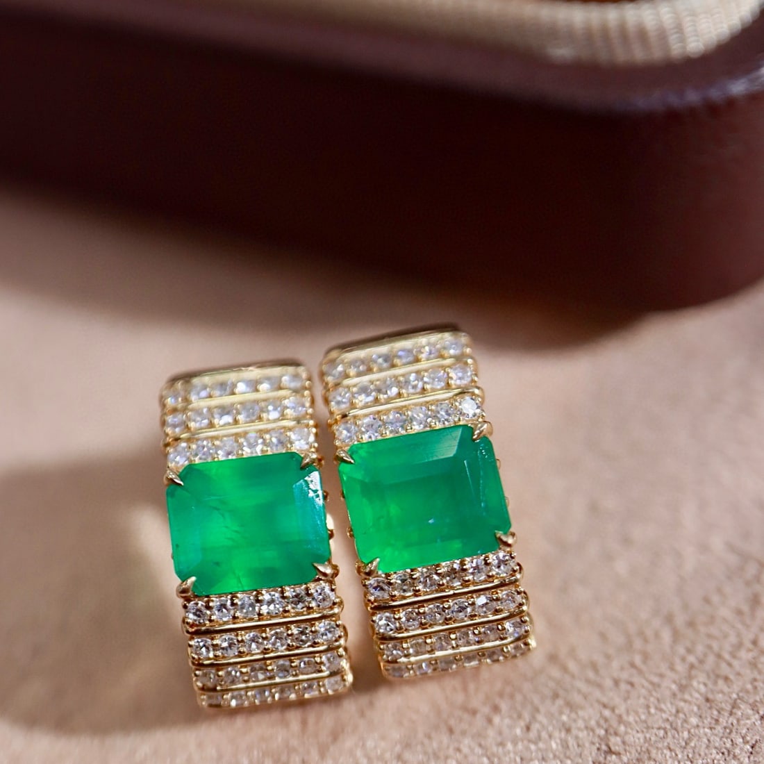 14k Gold 2.93 Ctw Vivid Green Natural Emerald & Diamond Earrings - 3