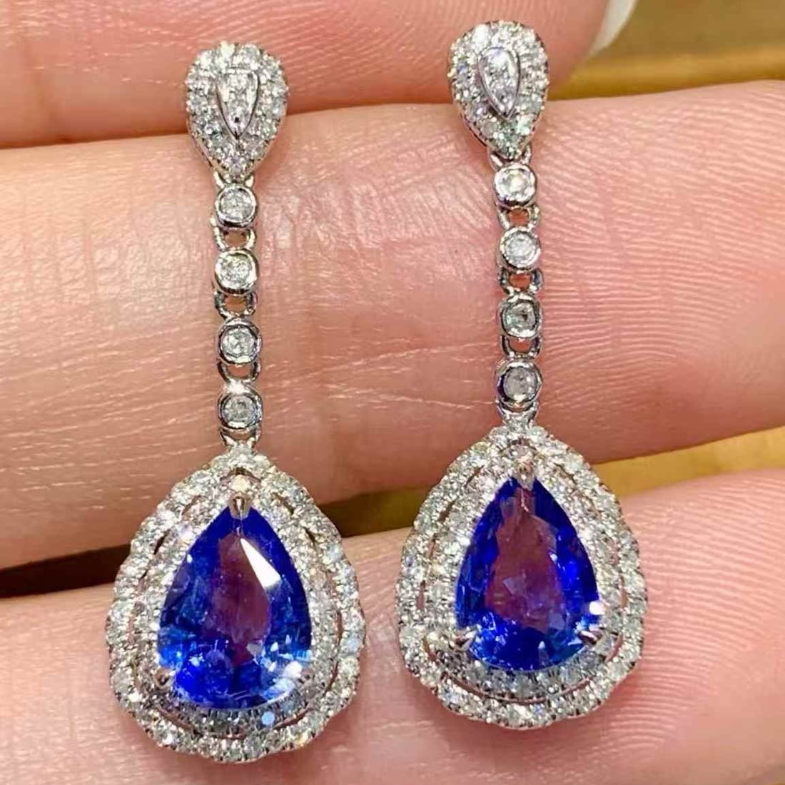 14k Gold 1.6 Ct Natural Sapphire & Diamond Earrings - 2