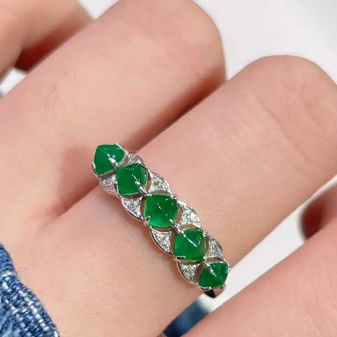 14k Gold 1 Ct Vivid Green Natural Emerald & Diamond Ring - 2