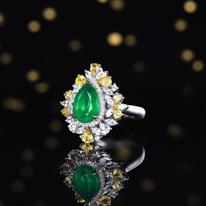 14k Gold 3.14 Ctw Vivid Green Natural Emerald & Diamond Ring/pendant( Without Chain ) - 2