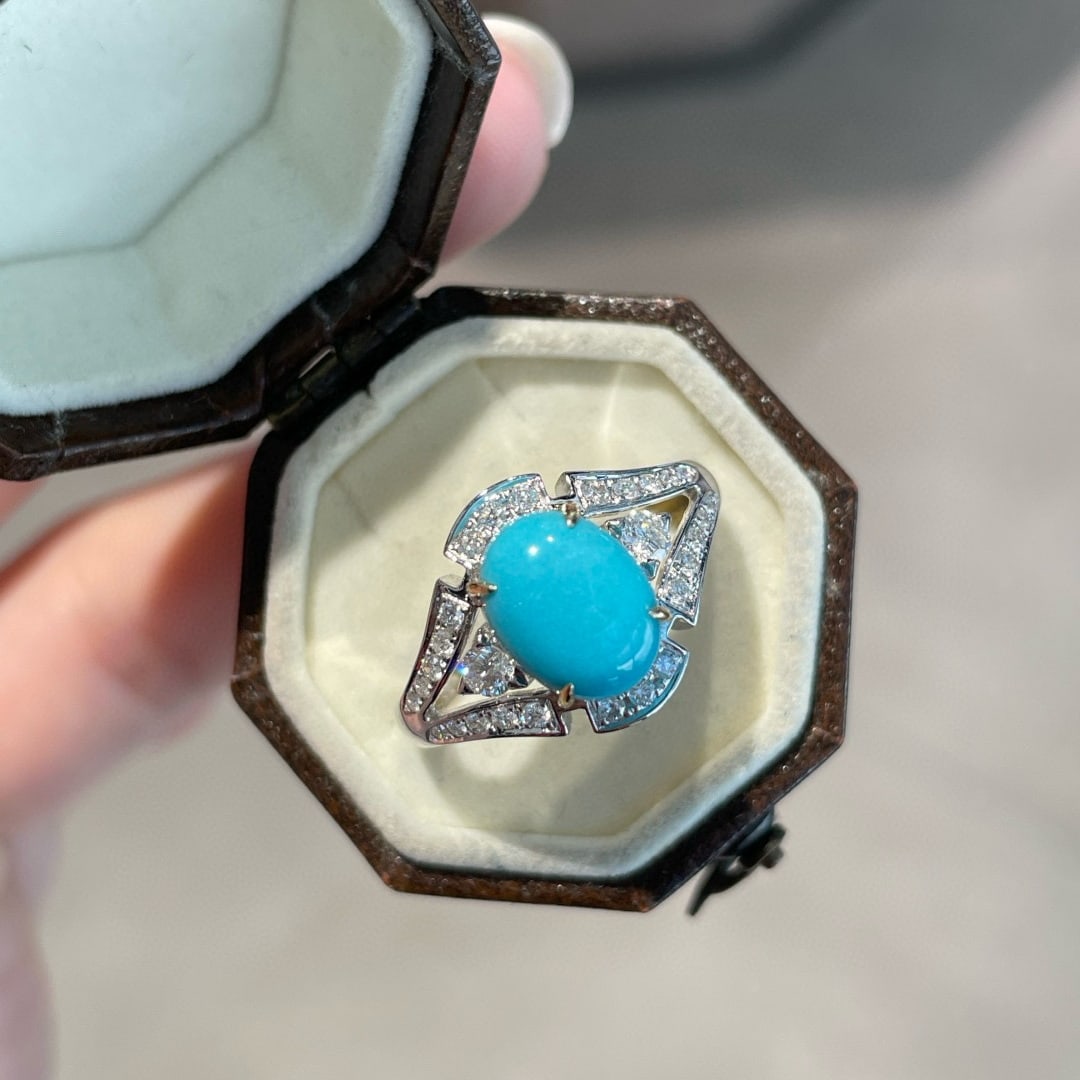 14k Gold 2.3 Ct Natural Blue Turquoise & Diamond Ring: Ref:231082037 // gold content:14k gold // ring size:7. 25us // // main gemstone:blue turquoise // shape:oval // carat weight:2. 3ct // color:blue // treatment:natural // // adjacent gemstone 2 :