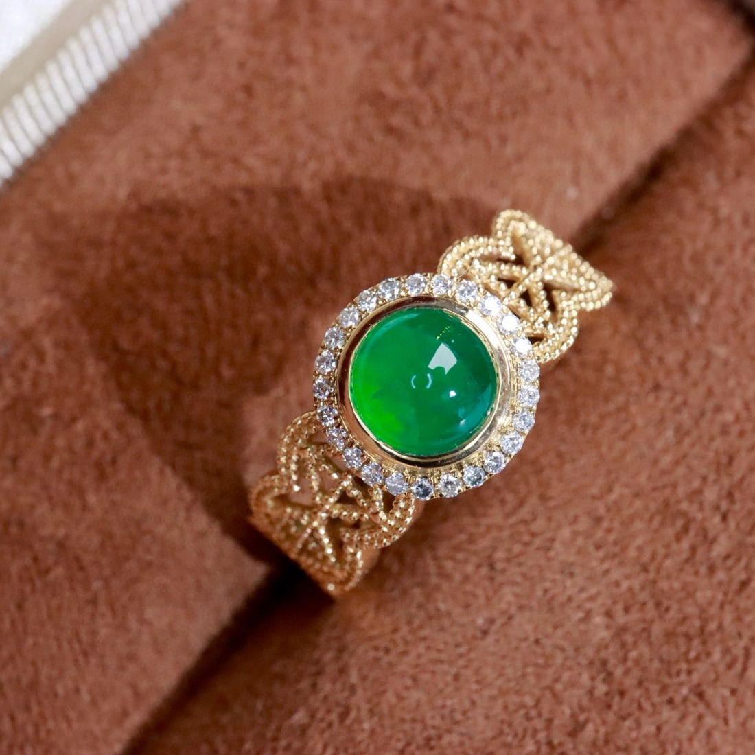 14k Gold 1.19 Ctw Vivid Green Natural Emerald & Diamond Ring - 4