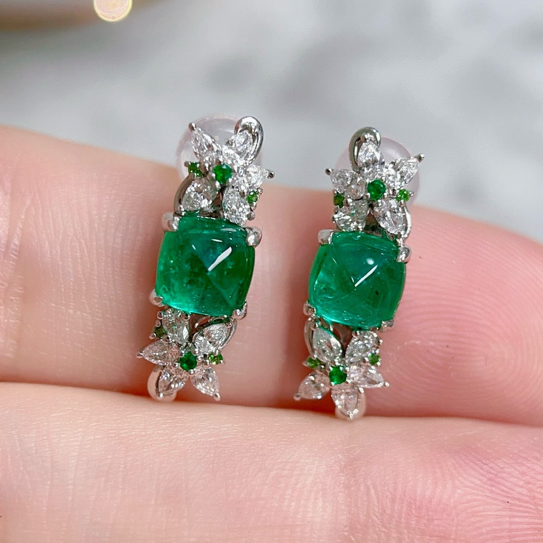 14k Gold 2.42 Ctw Vivid Green Natural Emerald & Diamond Earrings - 2