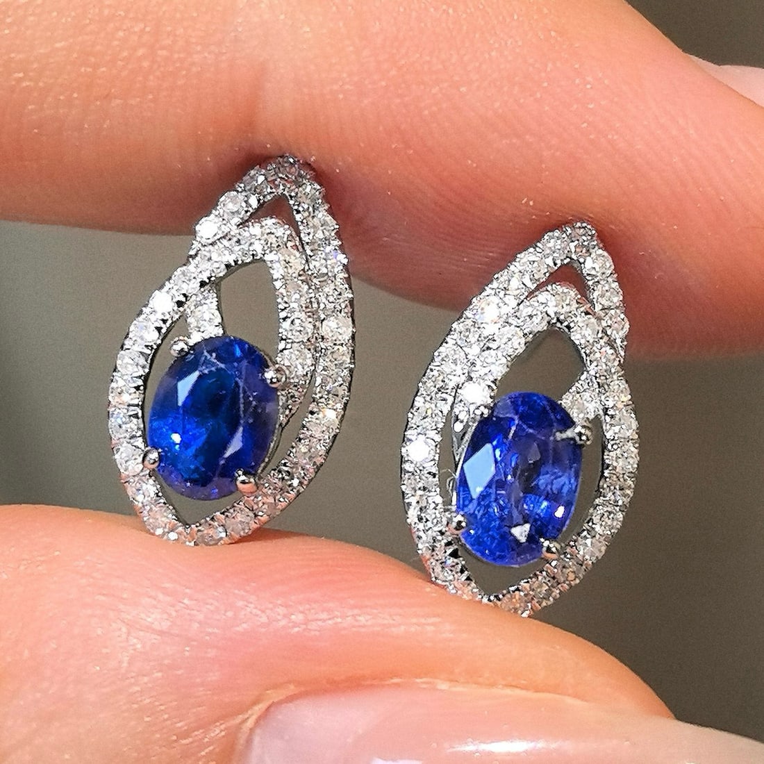 14k Gold 2.08 Ctw Natural Sapphire & Diamond Earrings - 4