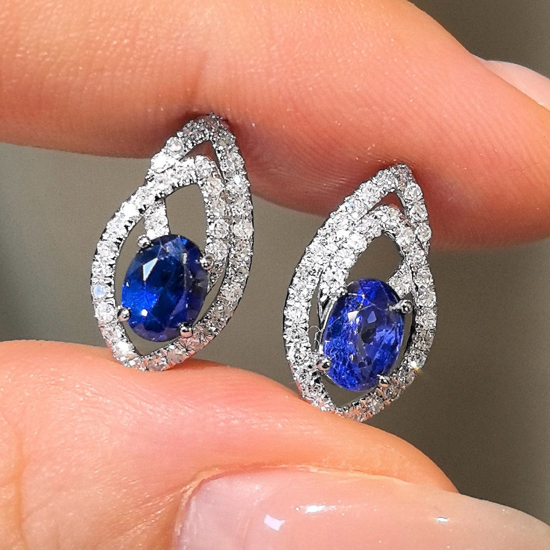 14k Gold 2.08 Ctw Natural Sapphire & Diamond Earrings - 5