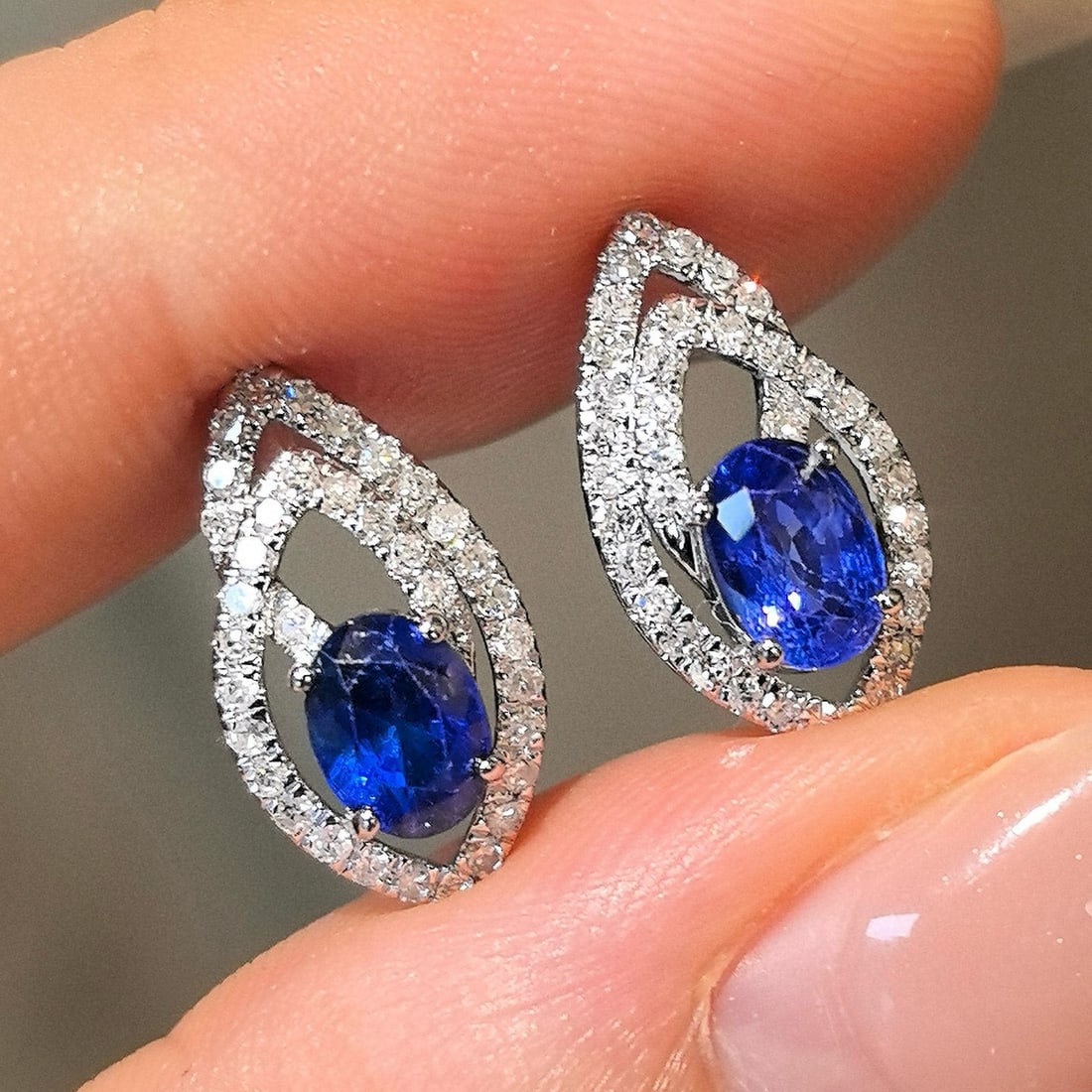 14k Gold 2.08 Ctw Natural Sapphire & Diamond Earrings - 6