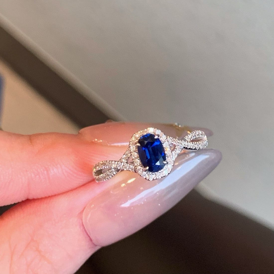 14k Gold 0.87 Ctw Natural Sapphire & Diamond Ring - 4