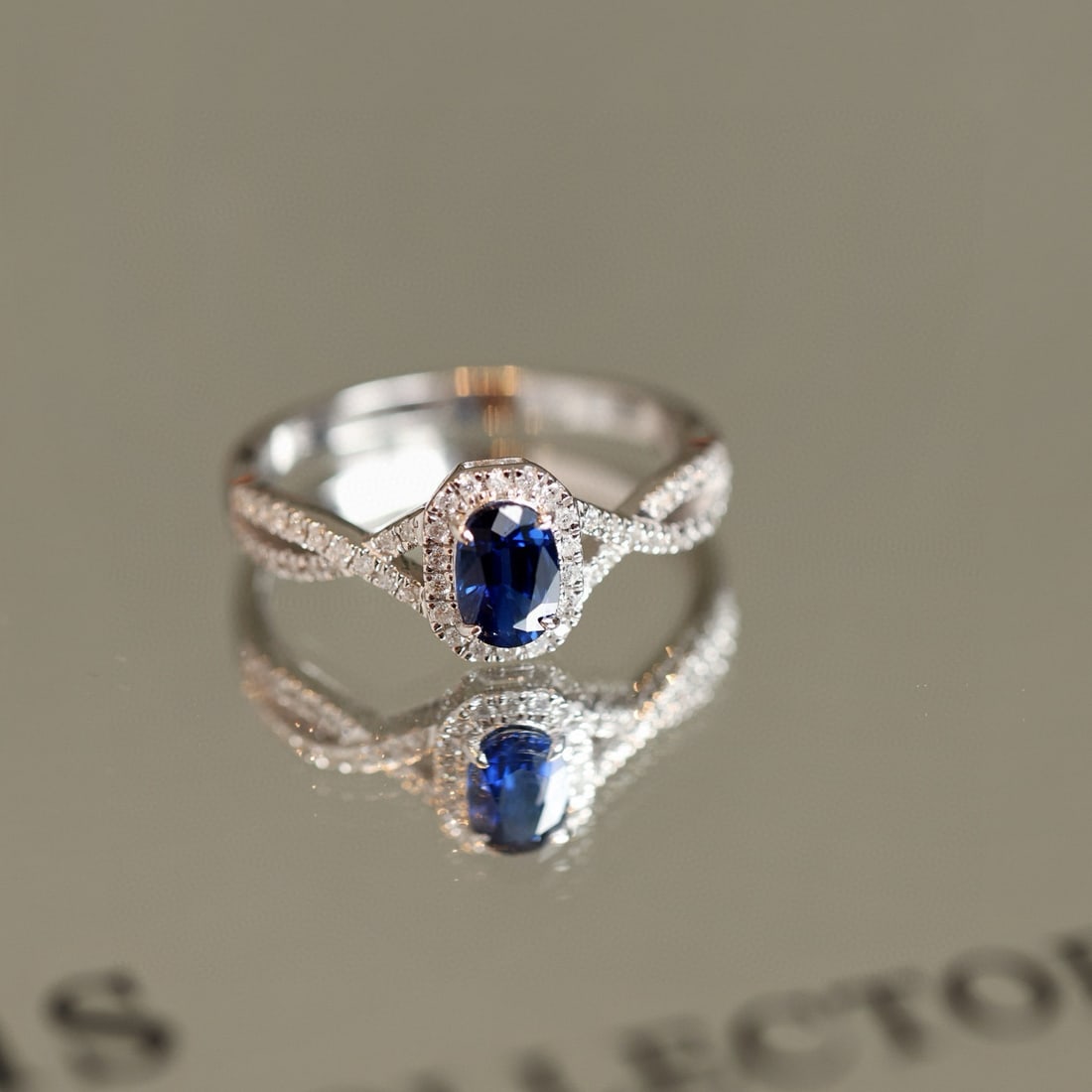 14k Gold 0.87 Ctw Natural Sapphire & Diamond Ring - 7