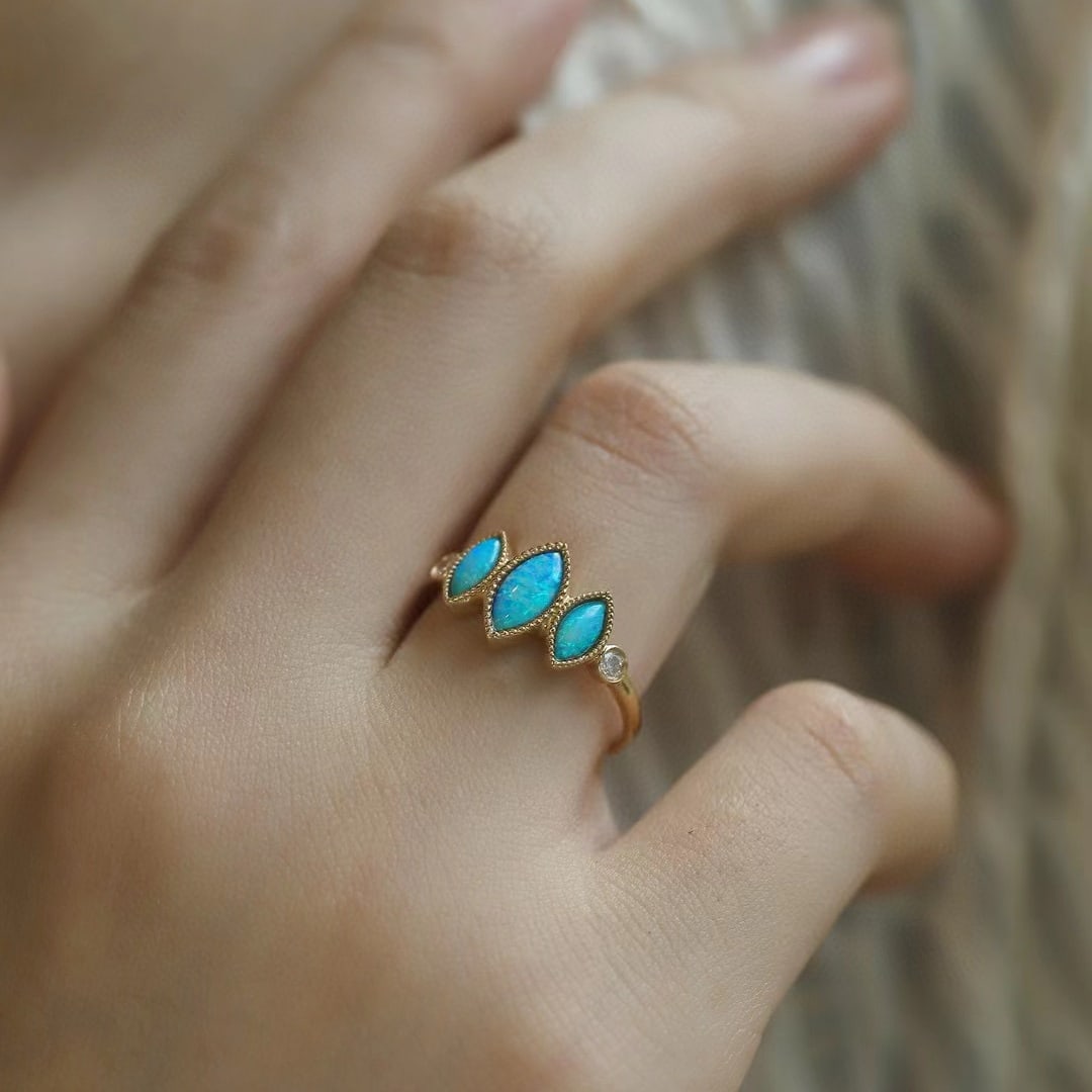 14k Gold 0.66 Ctw Natural Opal & Diamond Ring - 2