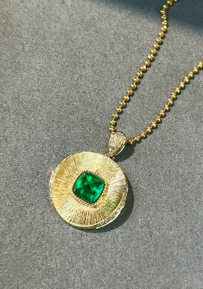 14k Gold 1.71 Ctw Vivid Green Natural Emerald & Diamond Pendant( Without Chain ) - 2