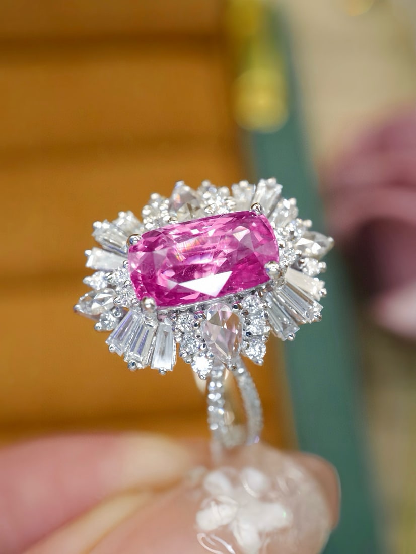 14k Gold 2.77 Ctw Natural Padparadscha Sapphire & Diamond Ring - 2