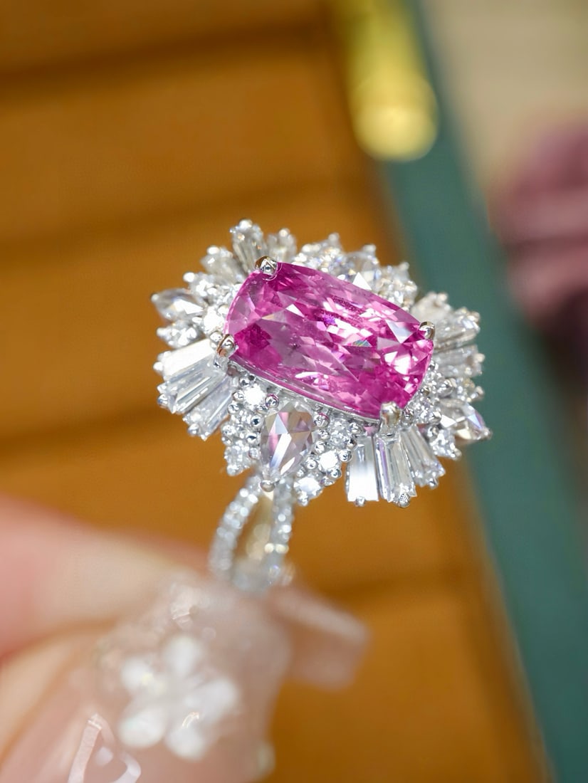 14k Gold 2.77 Ctw Natural Padparadscha Sapphire & Diamond Ring - 3