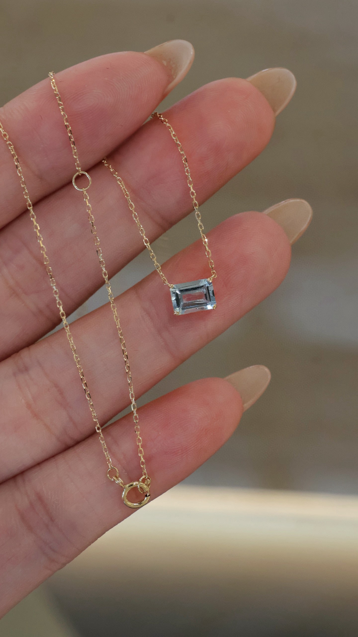 14k Gold 0.85 Ct Natural Aquamarine Necklace - 4