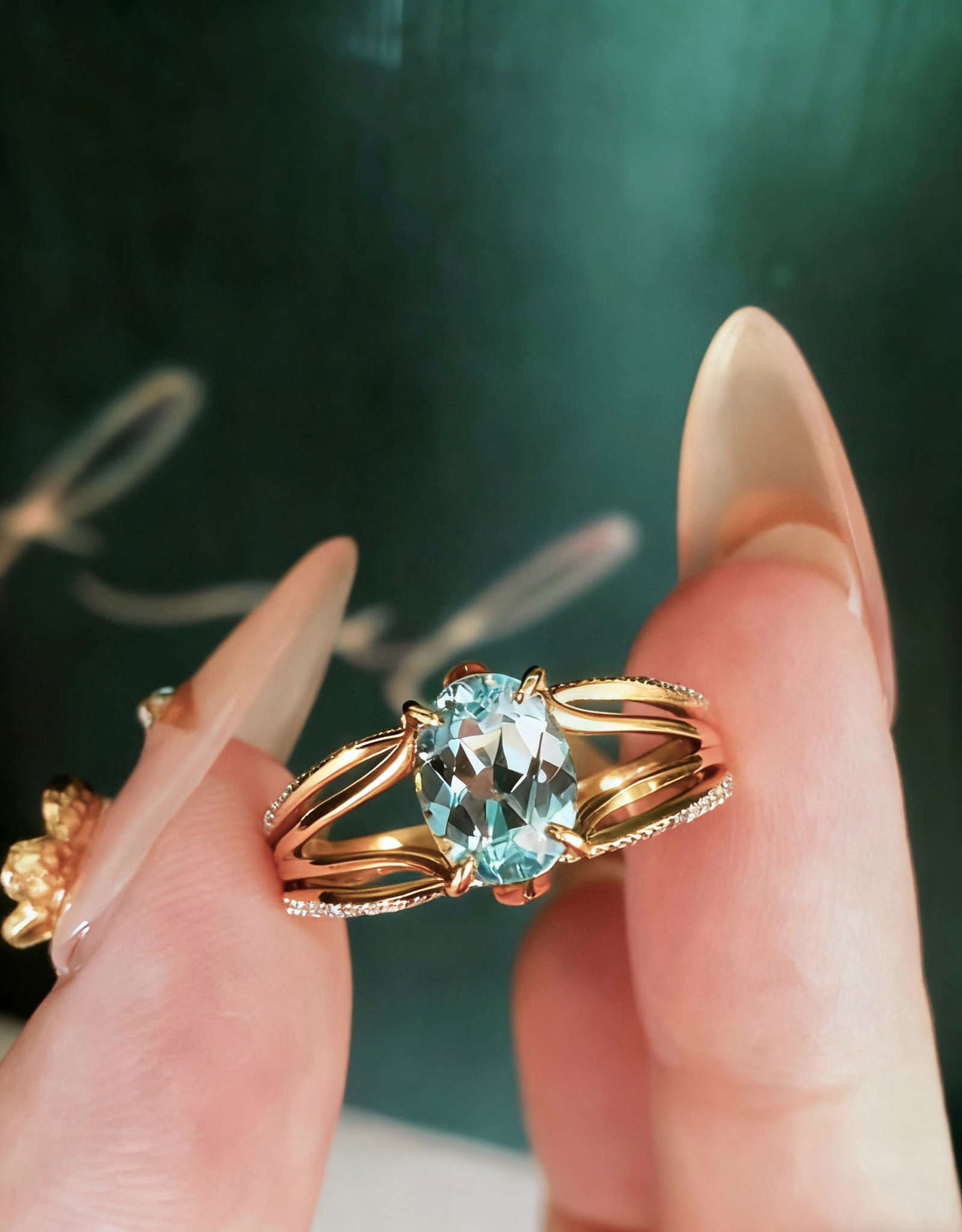 14k Gold 1.20 Ct Natural Aquamarine & Diamond Ring - 4
