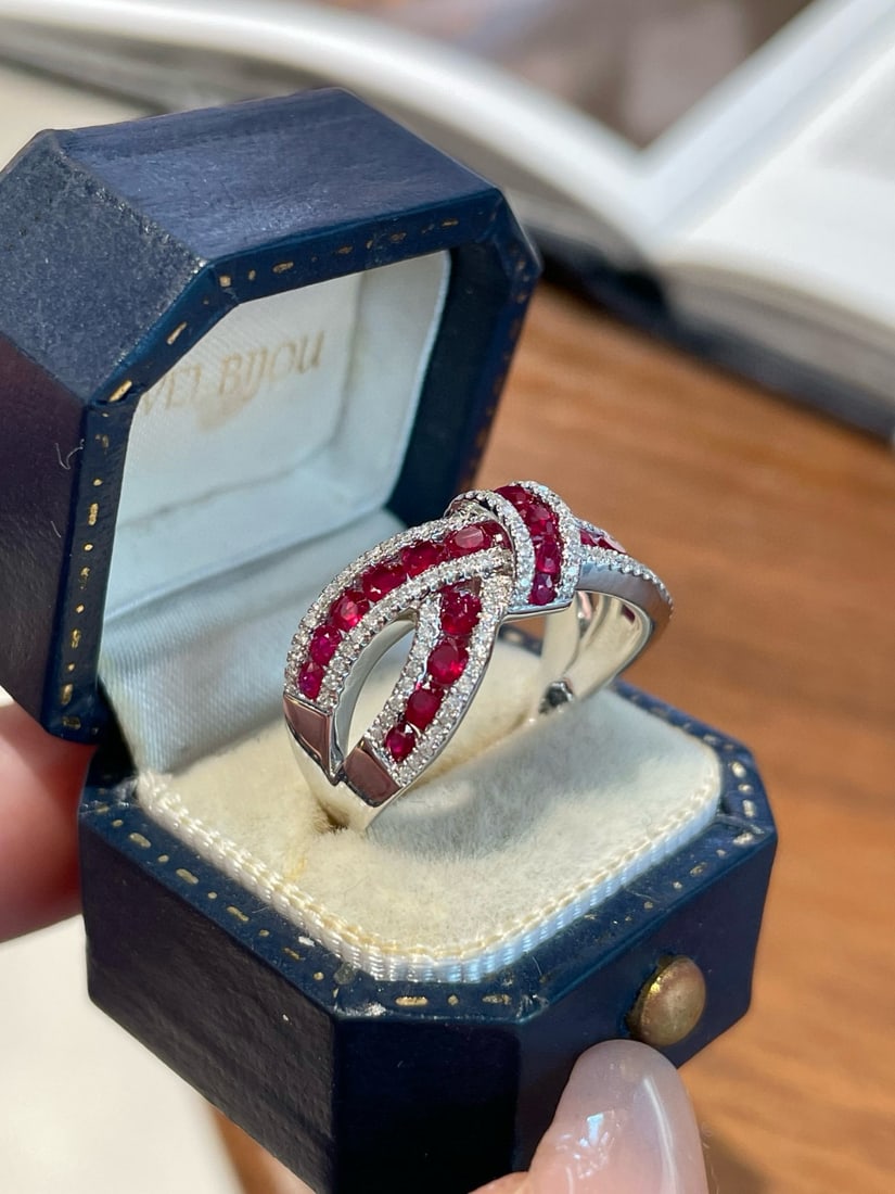 14k Gold 1.25 Ct Vivid Red Natural Ruby & Diamond Ring - 5