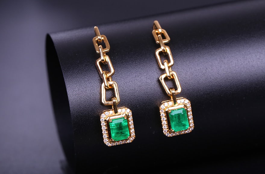 14k Gold 1.27 Ctw Vivid Green Natural Emerald & Diamond Earrings - 4
