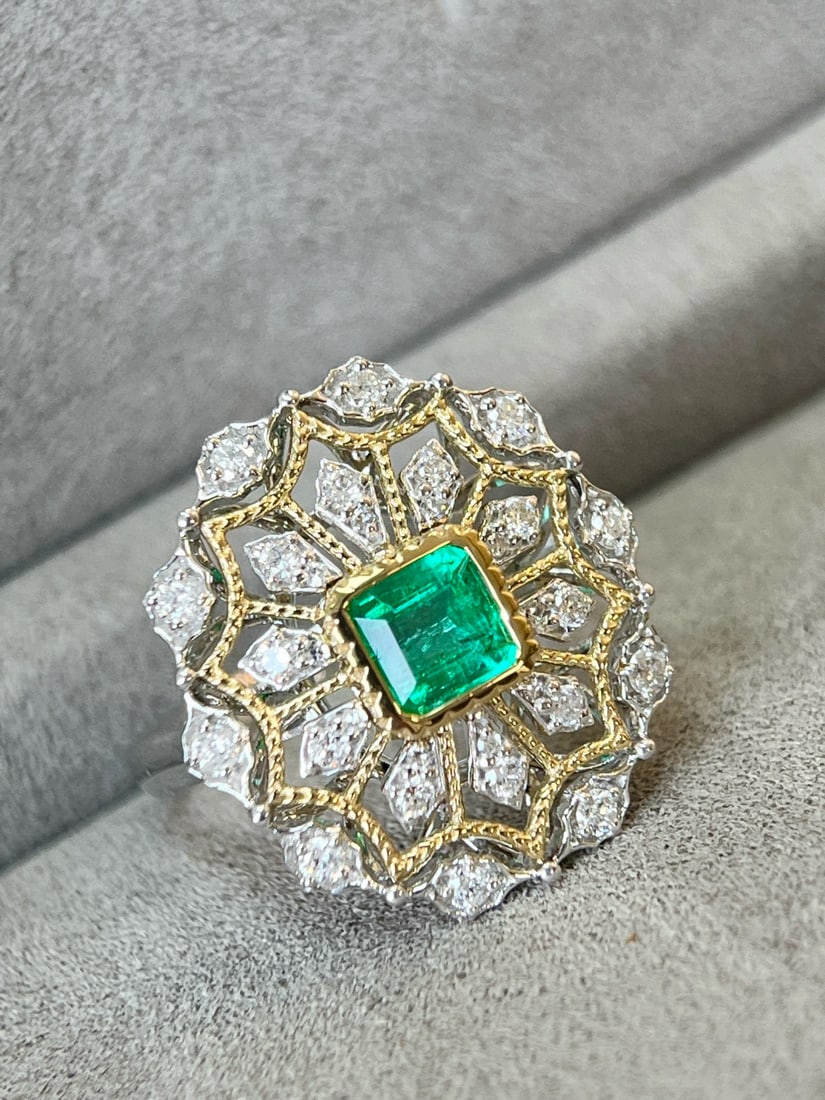14k Gold 1.01 Ctw Natural Emerald & Diamond Ring: Ref:231082282 // gold content:14k gold // ring size:7. 25us // // main gemstone:emerald // shape:octagonal // carat weight:0. 61ct // color:green // treatment:natural // // adjacent gemstone 2 :