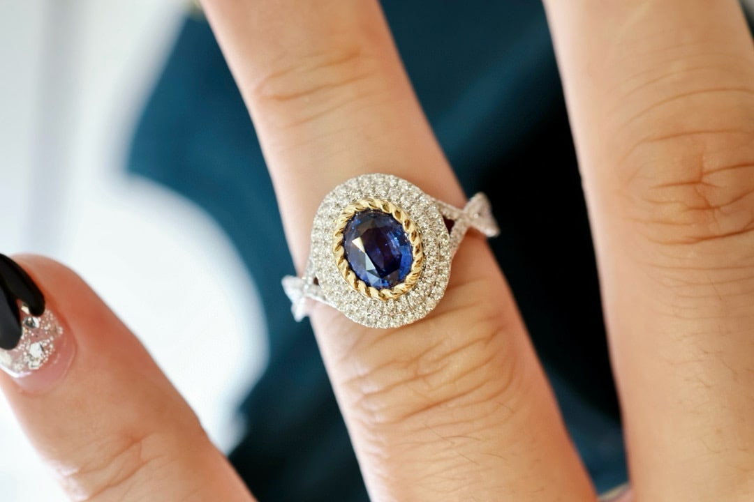 14k Gold 1.47 Ctw Natural Sapphire & Diamond Ring - 6