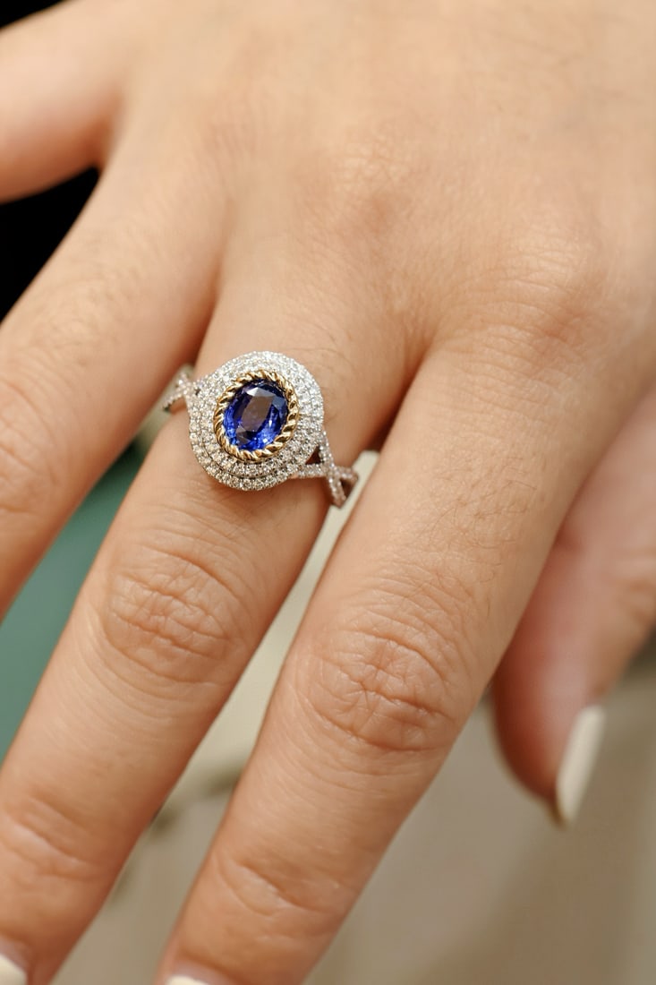 14k Gold 1.47 Ctw Natural Sapphire & Diamond Ring - 7