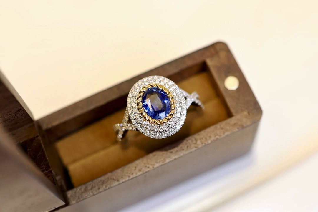 14k Gold 1.47 Ctw Natural Sapphire & Diamond Ring - 8