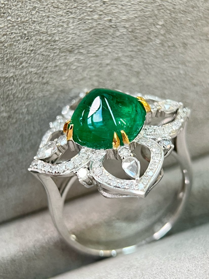 14k Gold 4.08 Ctw Vivid Green Natural Emerald & Diamond Ring - 5