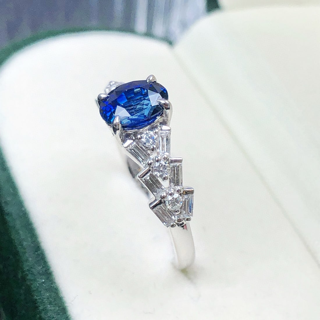 14k Gold 1.64 Ctw Natural Sapphire & Diamond Ring - 2