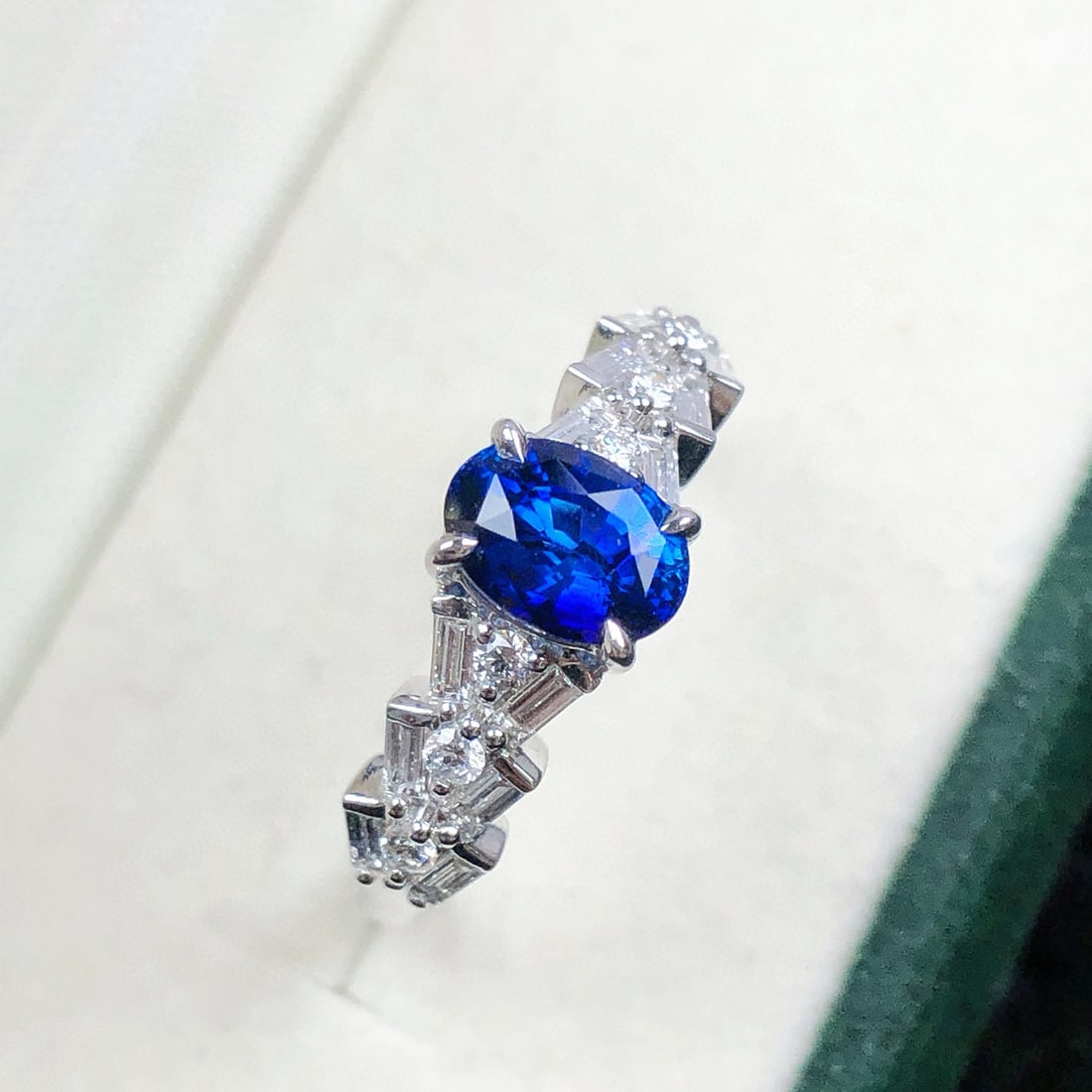 14k Gold 1.64 Ctw Natural Sapphire & Diamond Ring - 4
