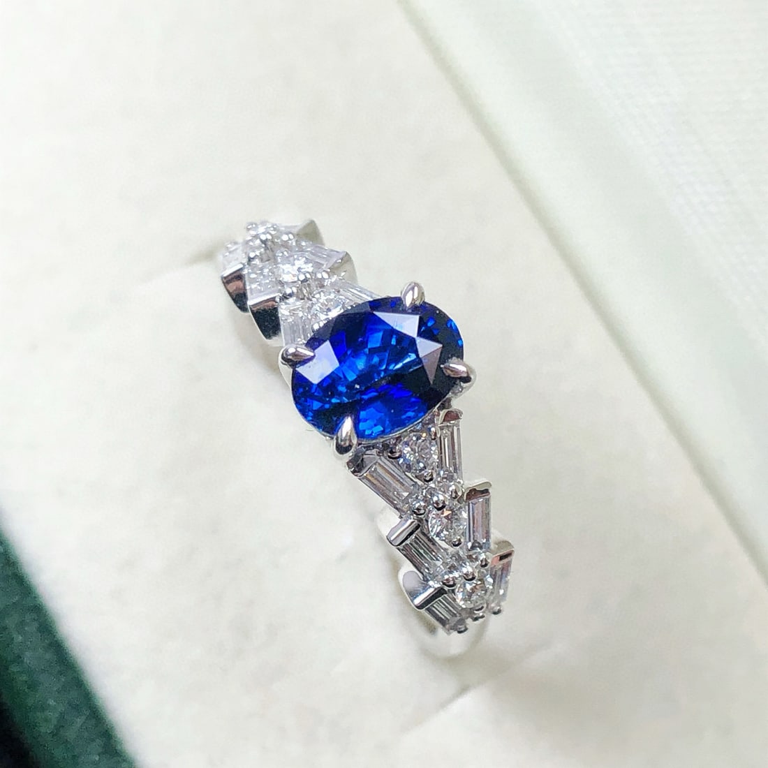 14k Gold 1.64 Ctw Natural Sapphire & Diamond Ring - 5