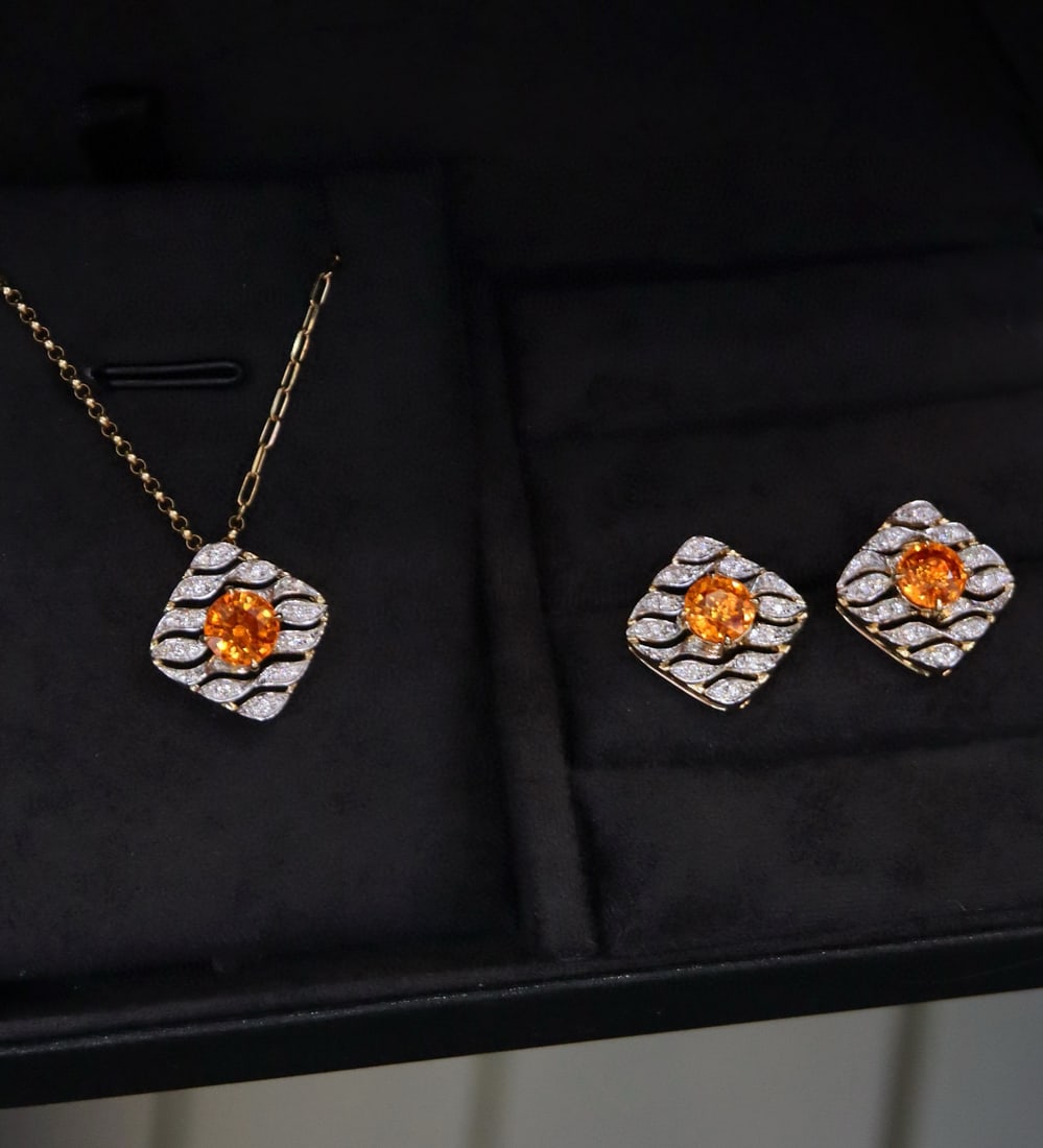 14k Gold 5.05 Ctw Natural Spessartine & Diamond Jewelry Set: Ref:231082358 // gold content:14k gold // pendant(without chain) // main gemstone:spessartine // shape:round // carat weight:1. 79ct // color:orange // treatment:natural // cut grade:g // // adjacent 