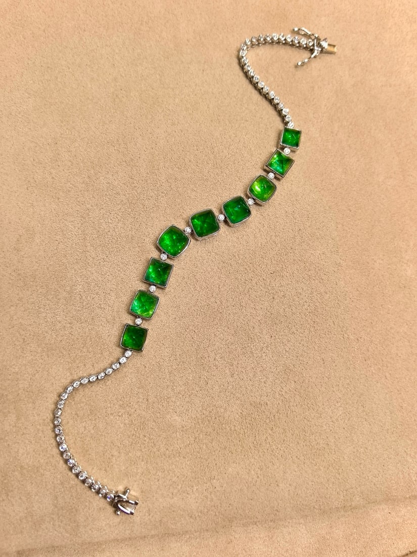 14k Gold 10.53 Ctw Vivid Green Natural Emerald & Diamond Bracelet - 5