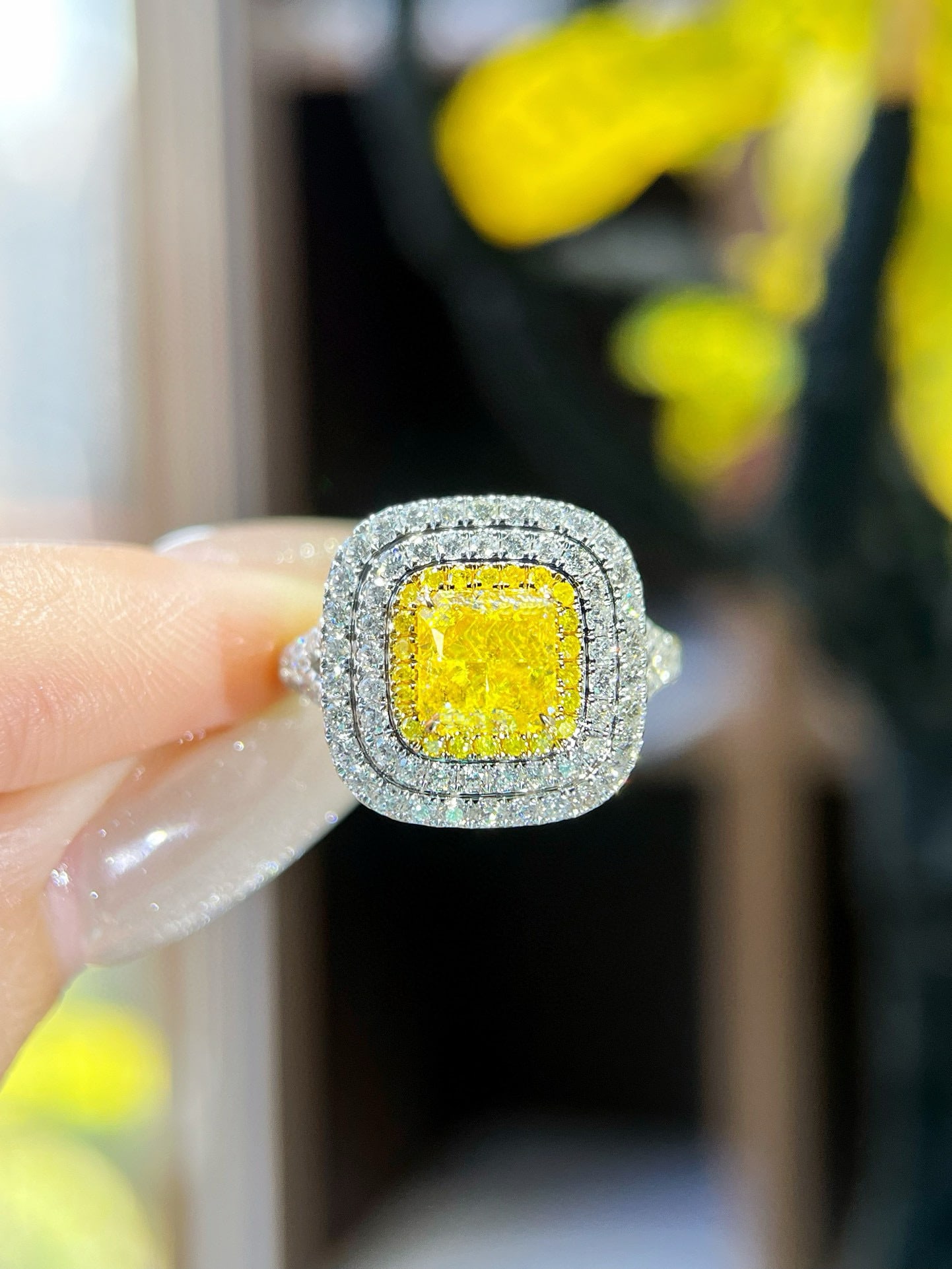 14k Gold 2.29 Ctw Natural Yellow Diamond & Diamond Ring: Ref:231082407 // gold content:14k gold // ring size:7. 25us // // main gemstone:yellow diamond // shape:cushion // carat weight:1. 51ct // color:yellow // treatment:natural // // adjacent gemstone 2