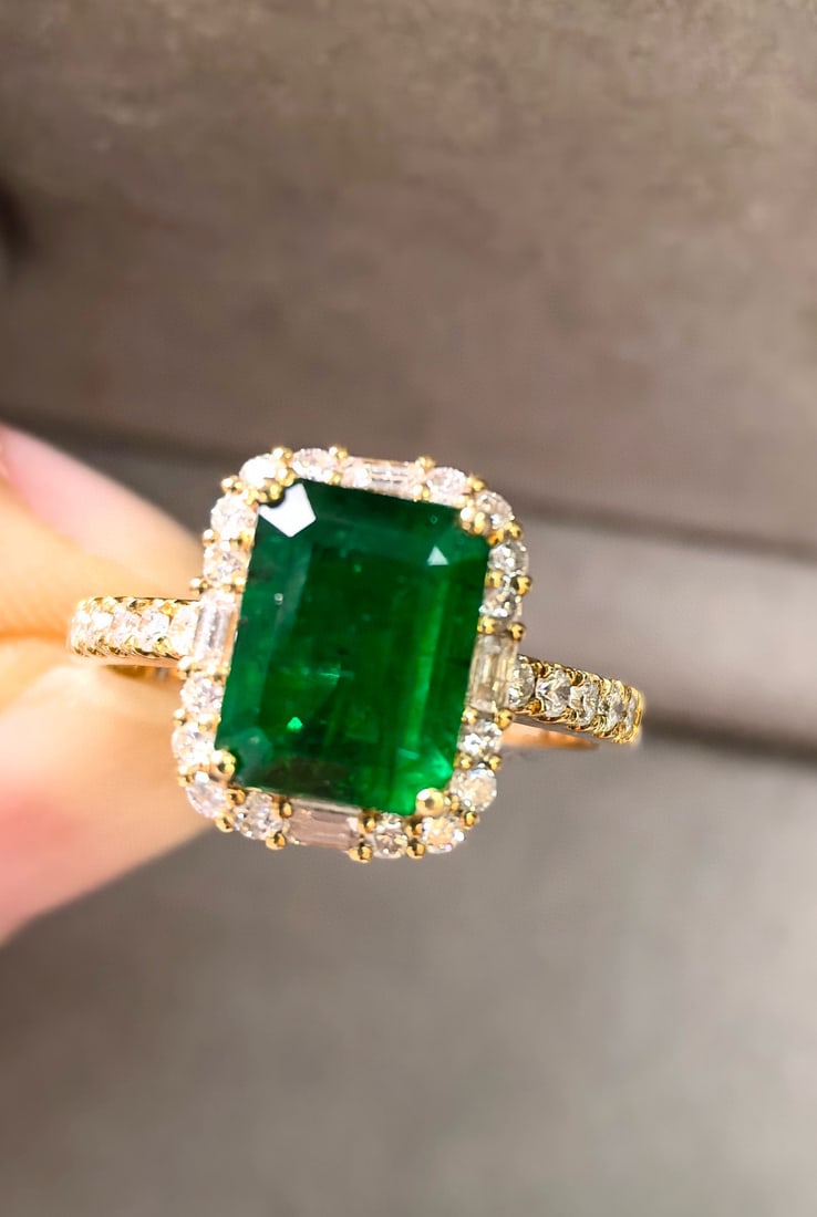 14k Gold 3.41 Ctw Vivid Green Natural Emerald & Diamond Ring - 4
