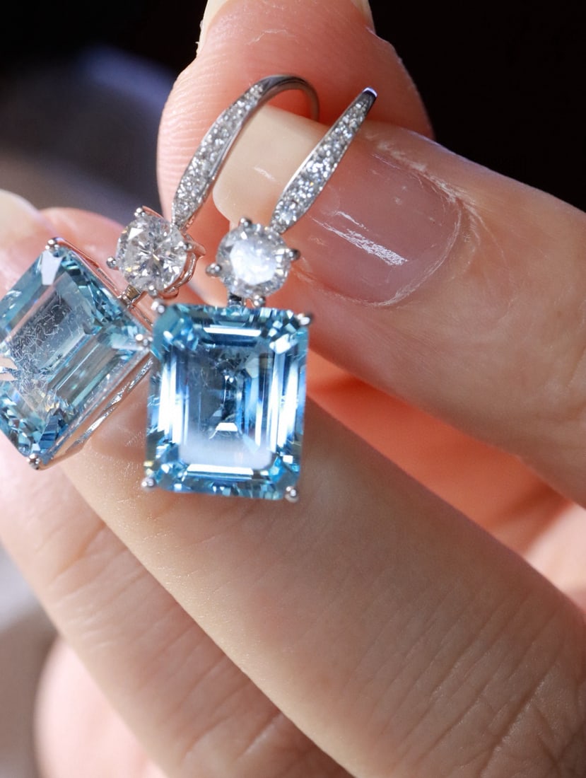 14k Gold 7.11 Ctw Natural Aquamarine & Diamond Earrings - 4