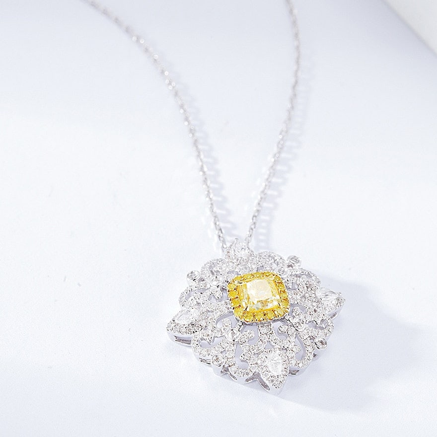 14k Gold 1.05 Ctw Natural Yellow Diamond & Diamond Pendant( Without Chain ) - 2