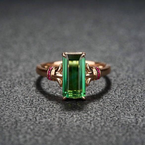 14k Gold 2.5 Ct Natural Tourmaline & Ruby Ring: Ref:231159019 // gold content:14k gold // ring size:7. 25us // // main gemstone:tourmaline // shape:octagonal // carat weight:2. 5ct // color:green // treatment:natural // // adjacent gemstone 2 :