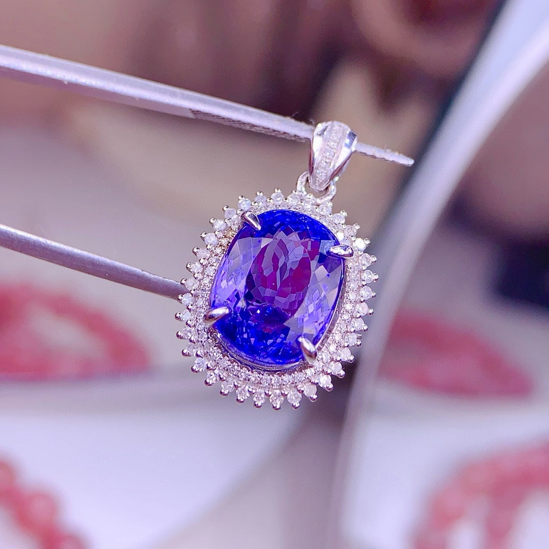 14k Gold 7.5 Ct Natural Tanzanite & Diamond Pendant( Without Chain ) - 2