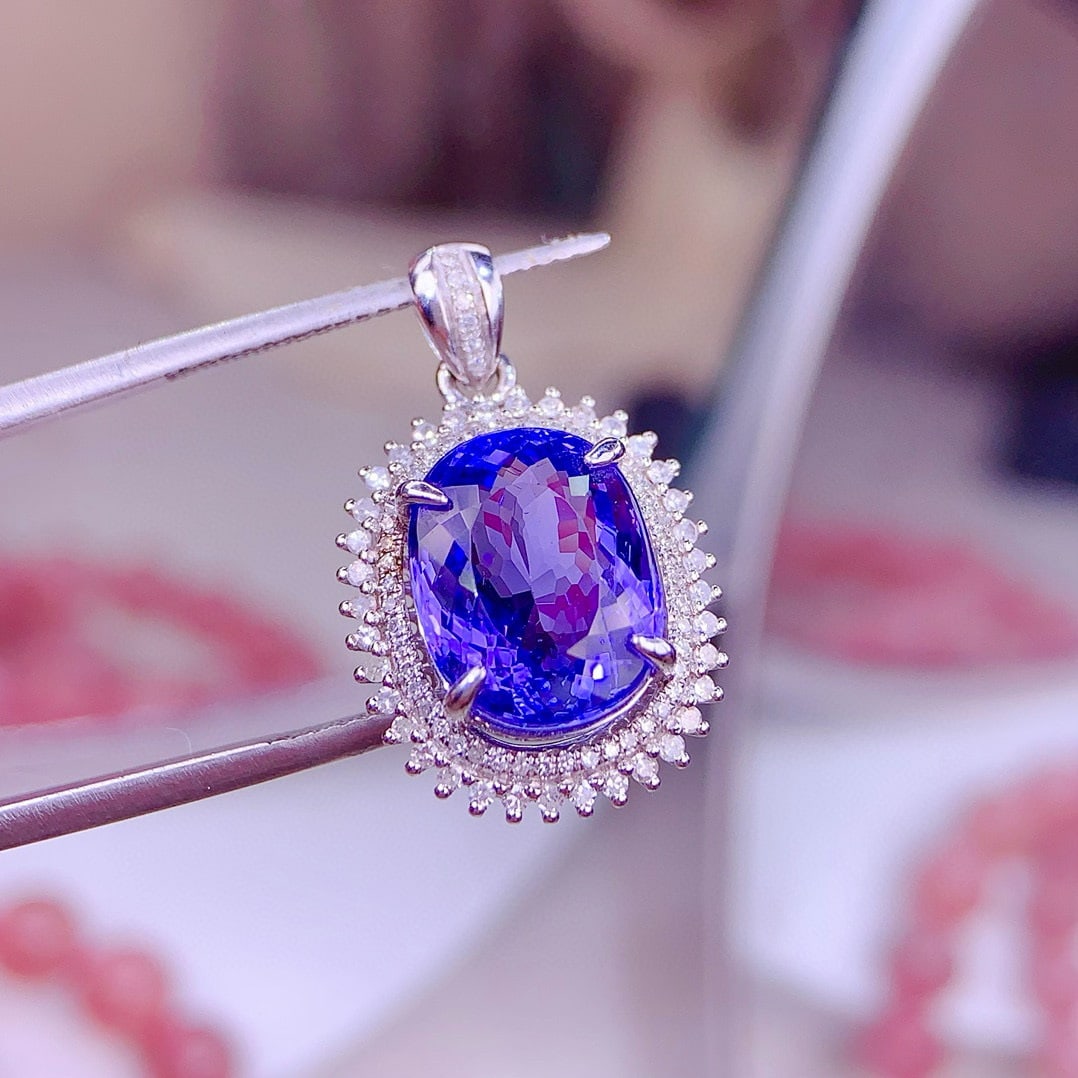 14k Gold 7.5 Ct Natural Tanzanite & Diamond Pendant( Without Chain ) - 3