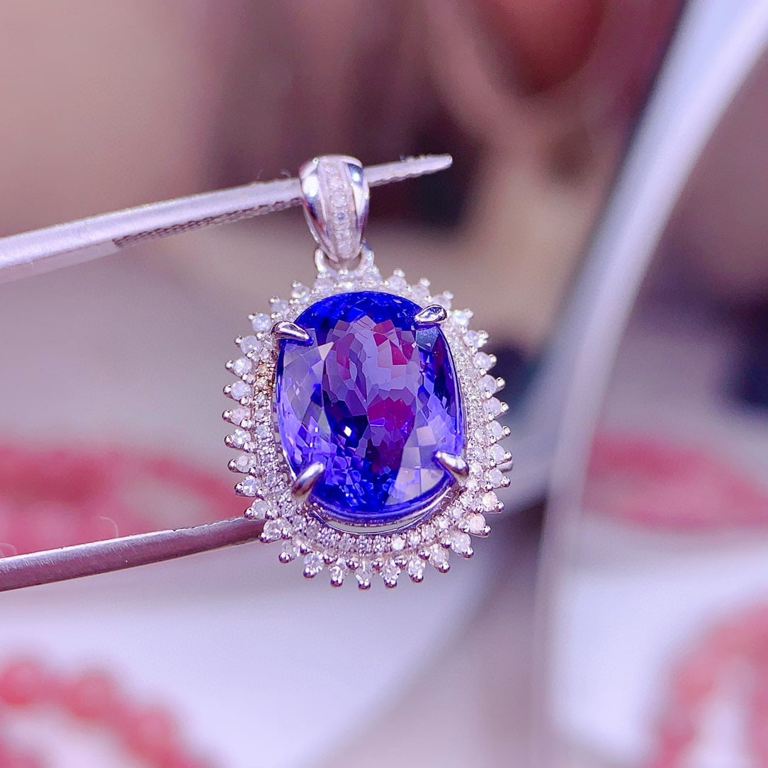 14k Gold 7.5 Ct Natural Tanzanite & Diamond Pendant( Without Chain ) - 5