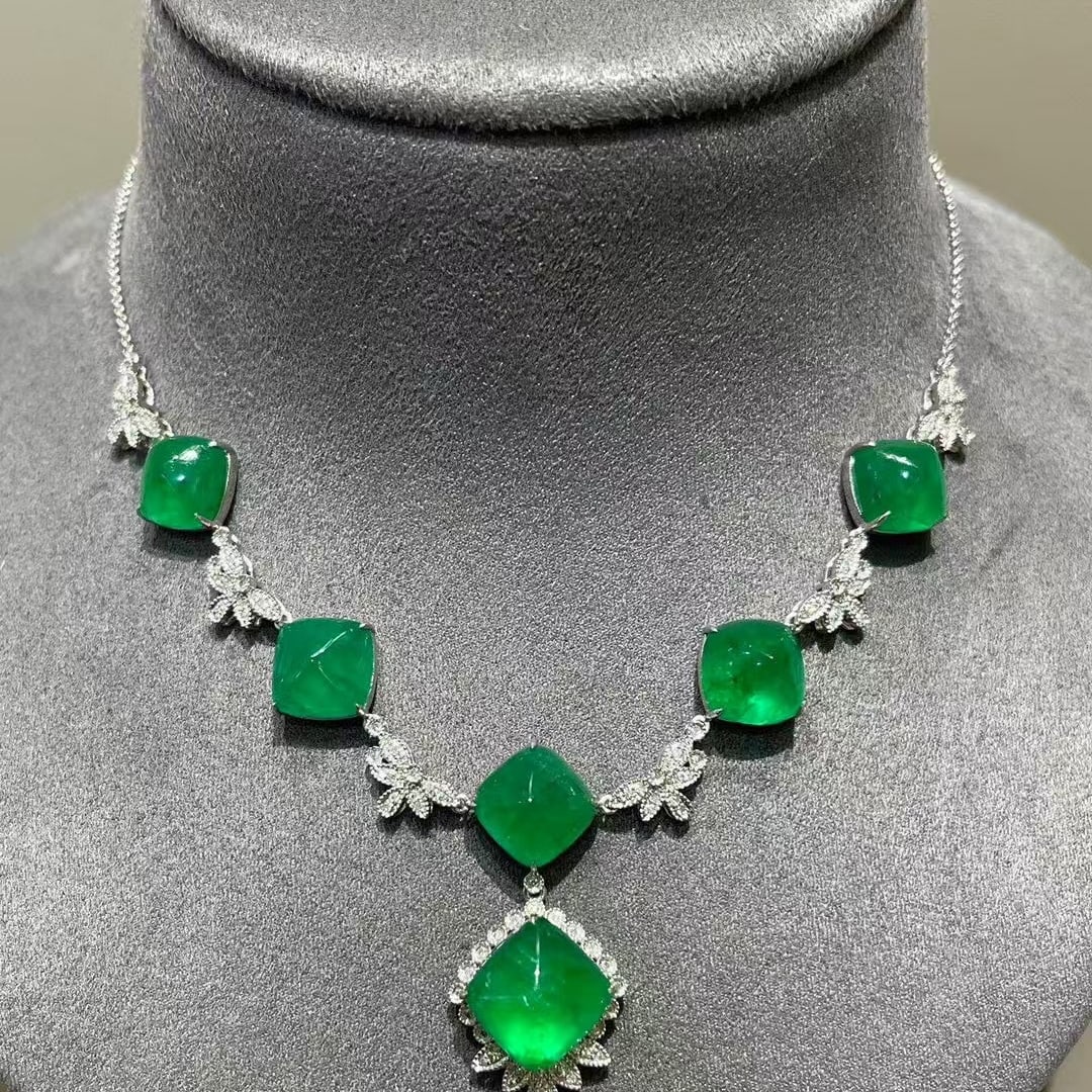 14k Gold 18.2 Ct Natural Emerald & Diamond Necklace - 2