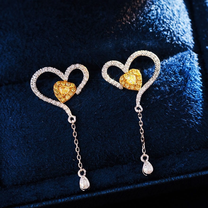 14k Gold 0.6 Ct Natural Color Diamond Earrings - 3