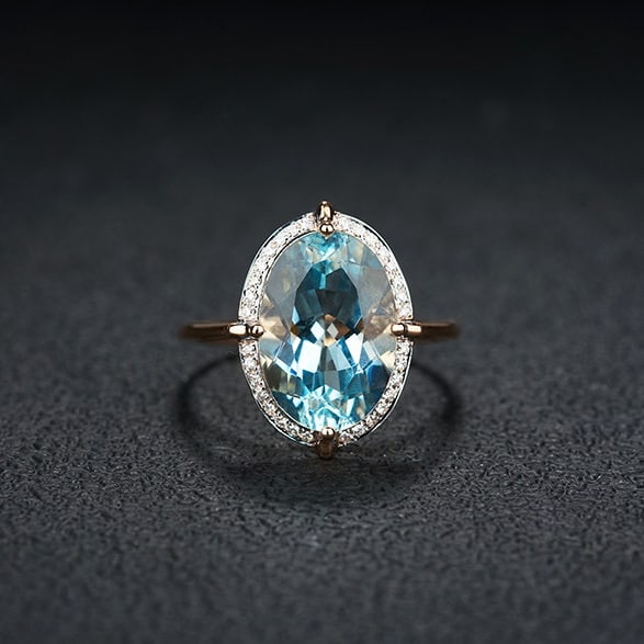 14k Gold 4.7 Ct Natural Aquamarine & Diamond Ring: Ref:231159105 // gold content:14k gold // ring size:7. 25us // // main gemstone:aquamarine // shape:oval // carat weight:4. 7ct // color:blue // treatment:natural // // adjacent gemstone 2 : diamond /