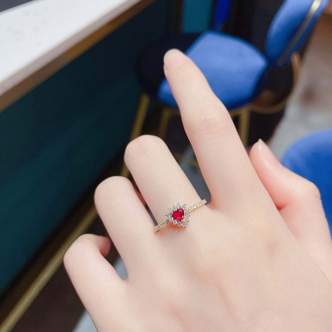 14k Gold 0.46 Ctw Natural Ruby & Diamond Ring - 2