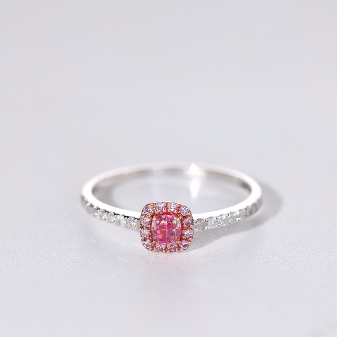 14k Gold 0.40 Ctw Natural Pink Diamond & Diamond Ring - 3