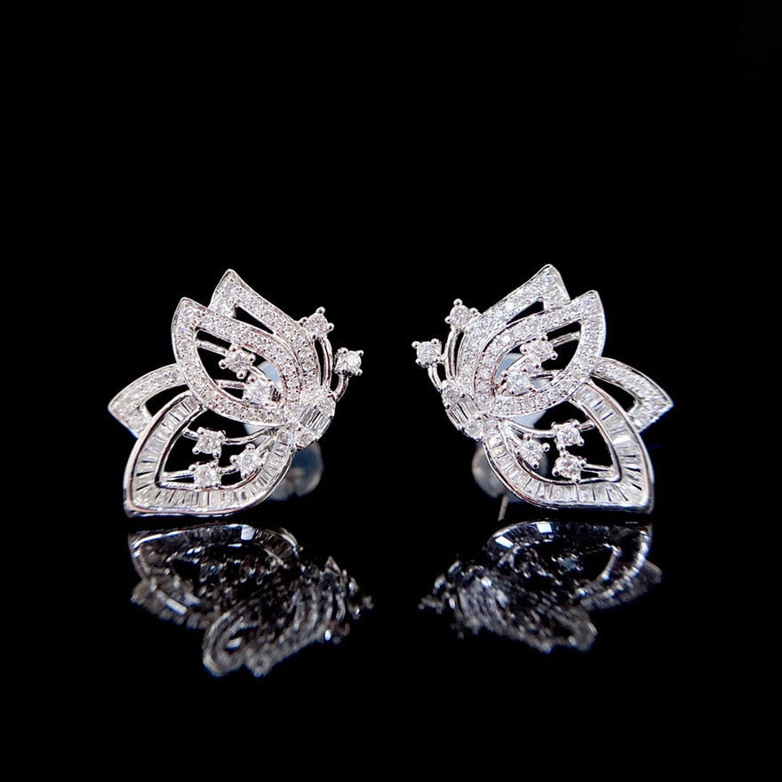 14k Gold 0.65 Ct Natural H Diamond Earrings - 2