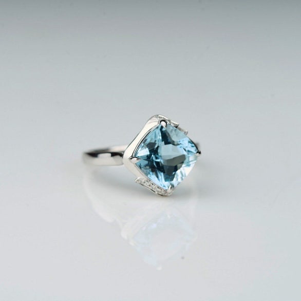 14k Gold 3.38 Ct Natural Aquamarine & Diamond Ring - 2