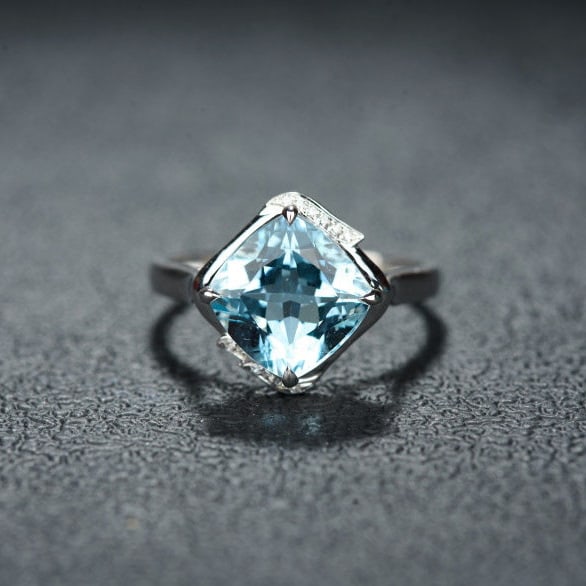 14k Gold 3.38 Ct Natural Aquamarine & Diamond Ring - 3