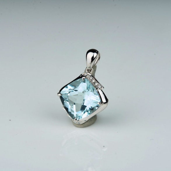14k Gold 3.41 Ct Natural Aquamarine & Diamond Pendant( Without Chain ) - 8
