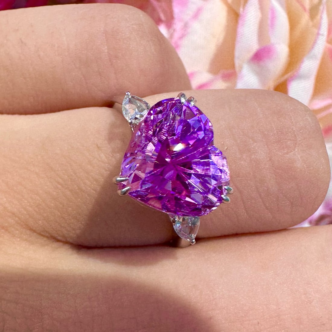 14k Gold 6.08 Ct Natural Kunzite & Diamond Ring - 2